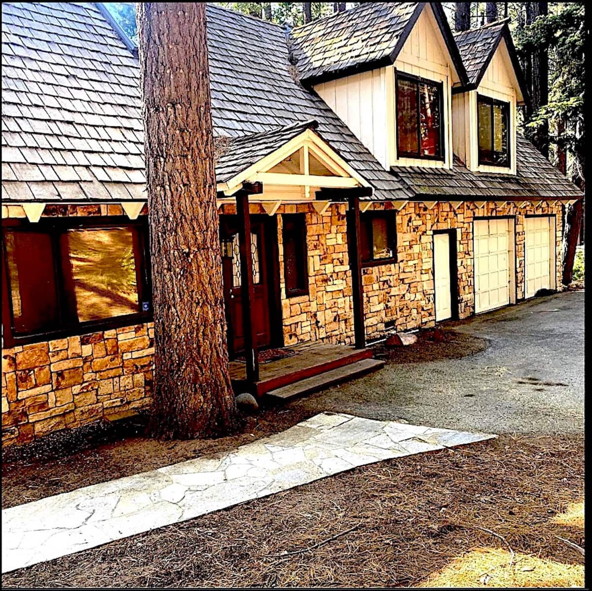 photo 25 at Bonnie's Cabin, South Lake Tahoe