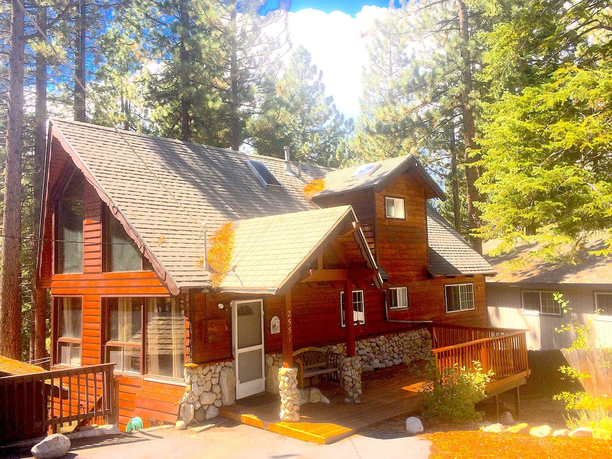 photo 3 at Bonnie's Cabin, South Lake Tahoe